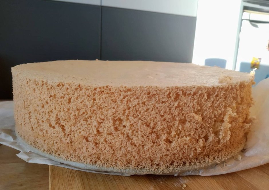 Торт с ванильным бисквитом