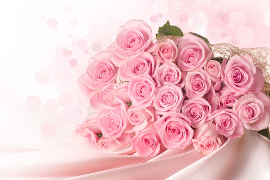 С днём рождения женщине красивые розы с пожеланиями