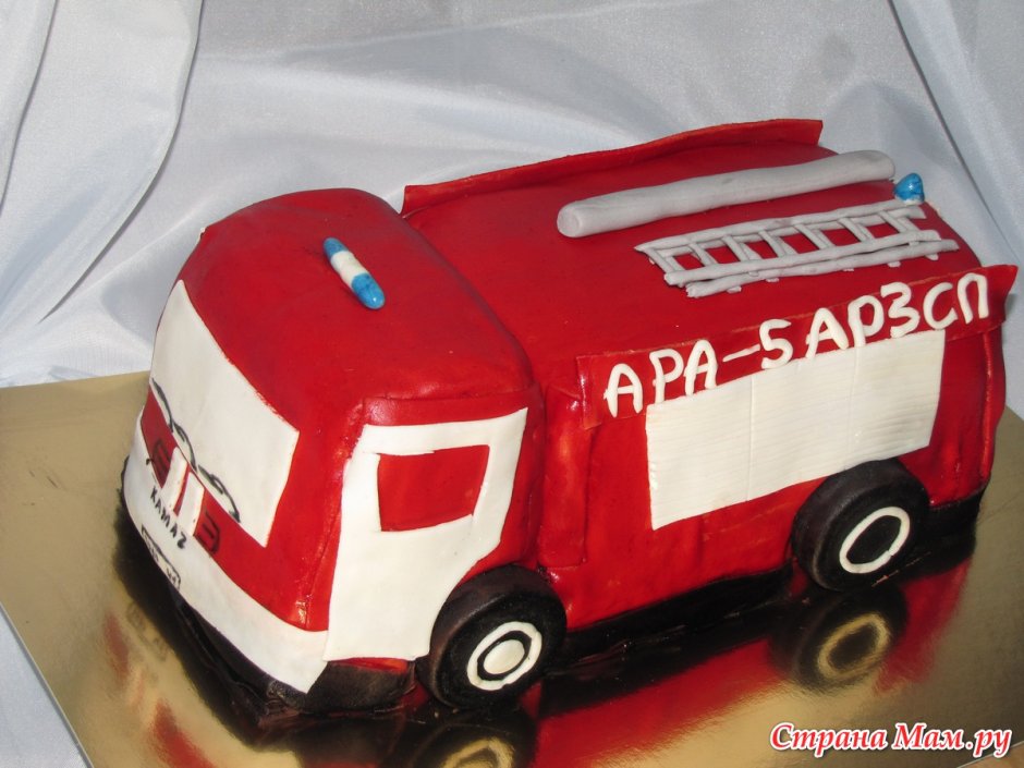 3д торт пожарная машина