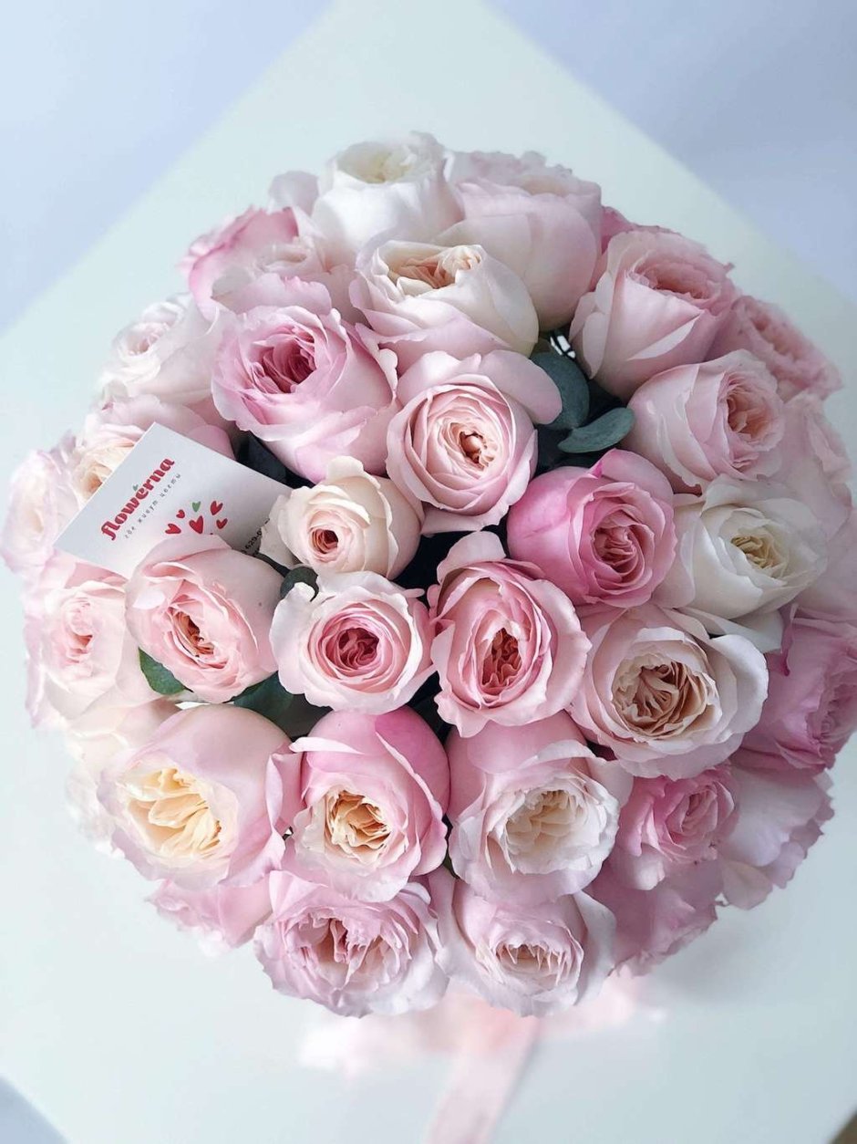 Цветы букет пионовидные розы