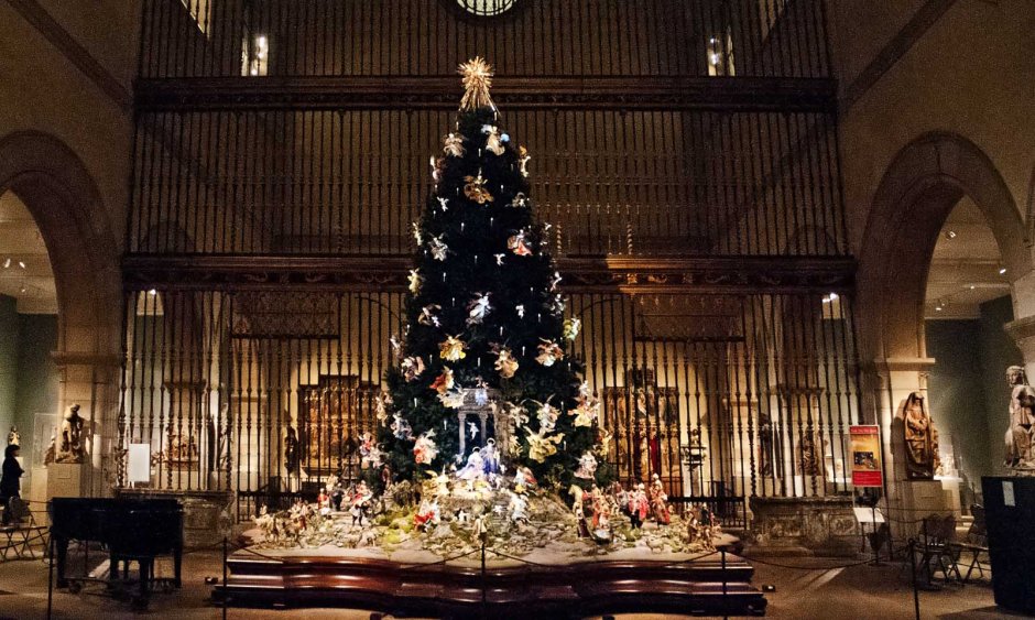 Рождественская елка в метрополитен музее