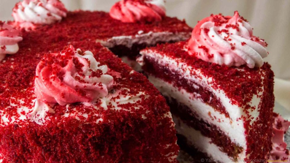 Блинный торт красный бархат