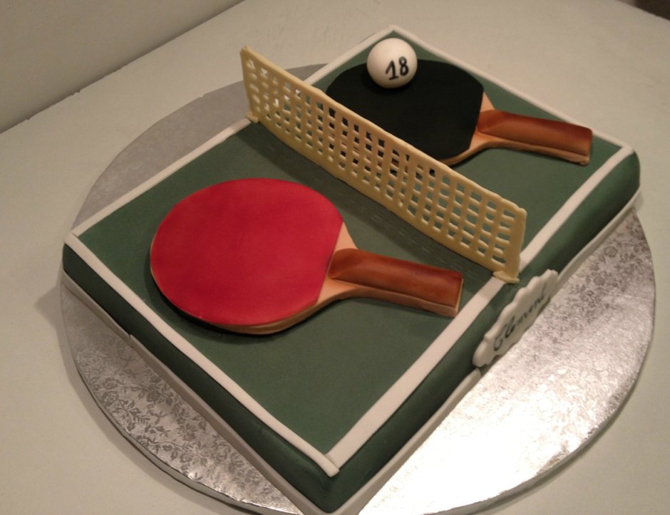 На торт ракетки теннисные настольный