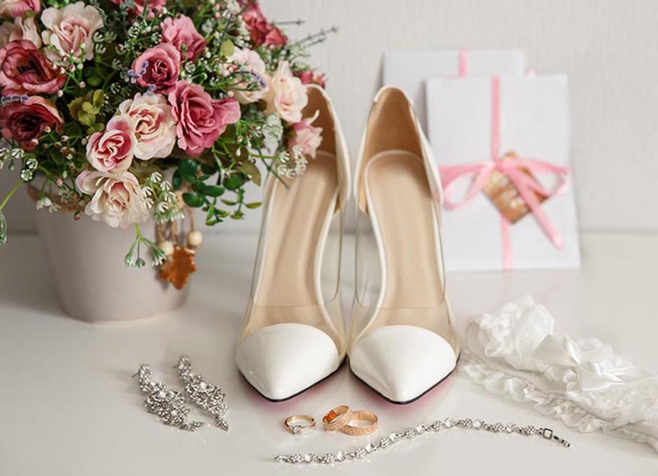 Свадебные носки для невесты