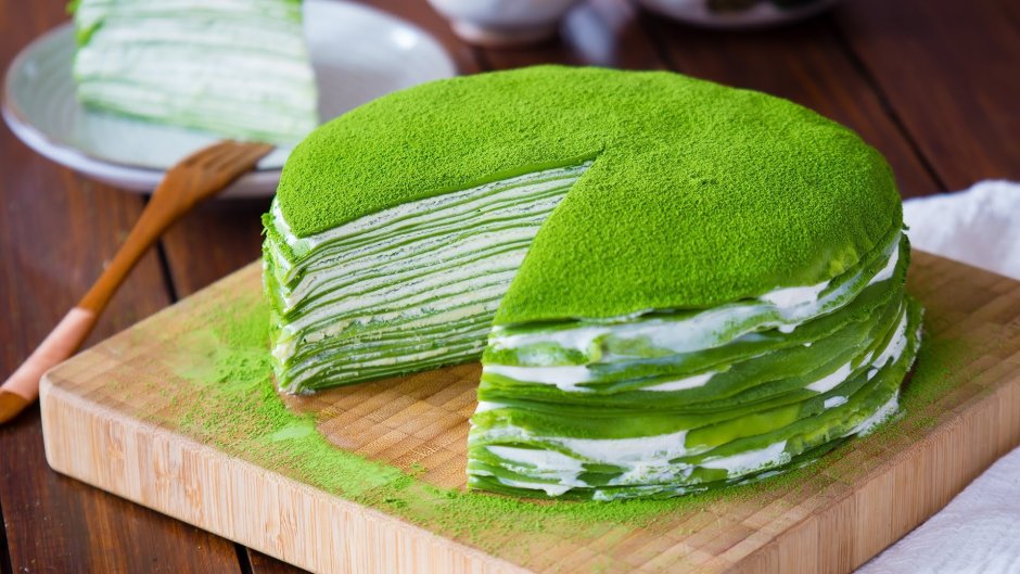 Глянцевый торт зеленый