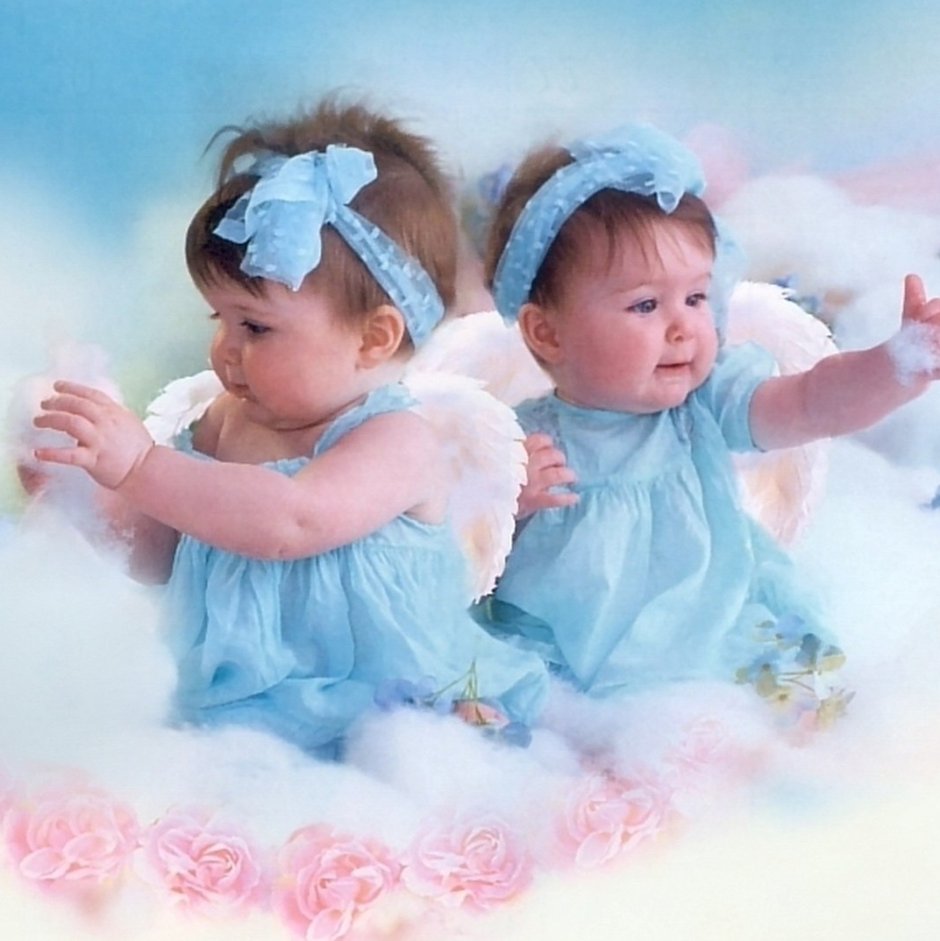 Ангелочки близняшки