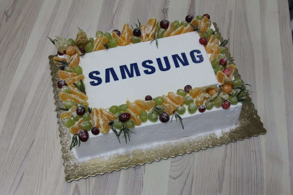 Корпоративный торт с логотипом