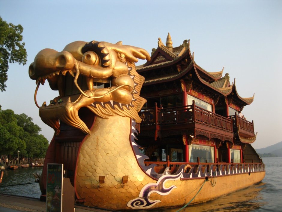Гонки на лодках драконах - Dragon Boat