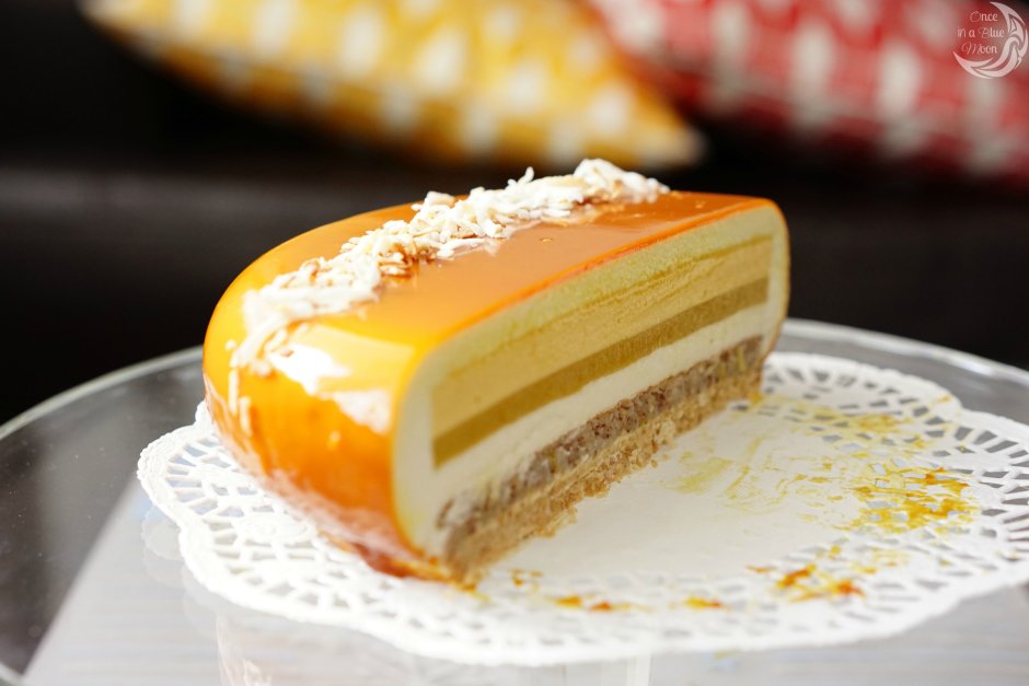 Экзотический торт с манго и маракуйя