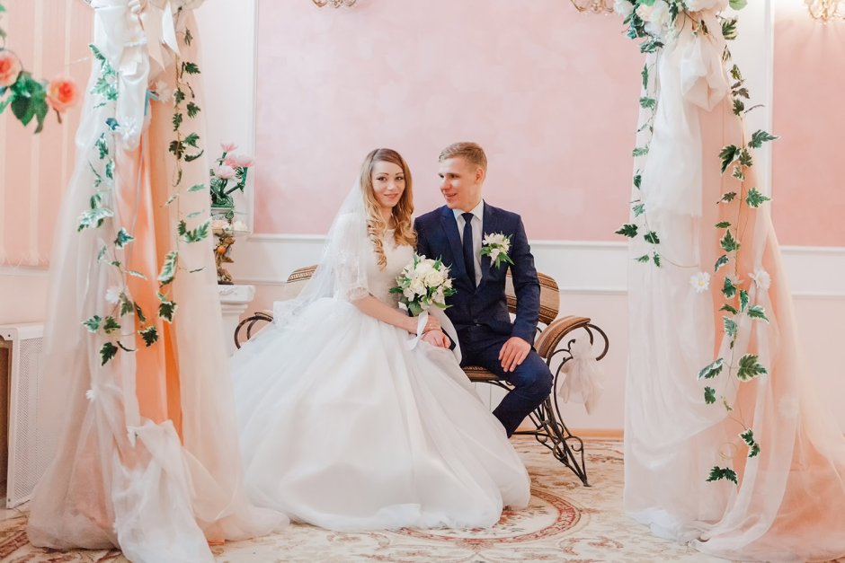 Свадебные платья Омск