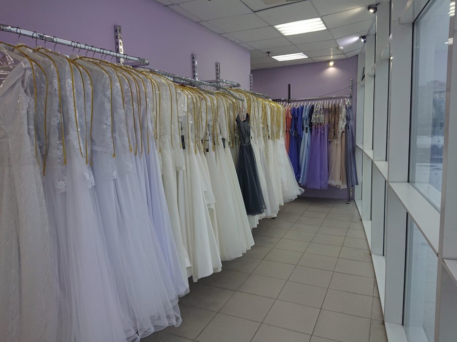 Визитка салона свадебных платьев