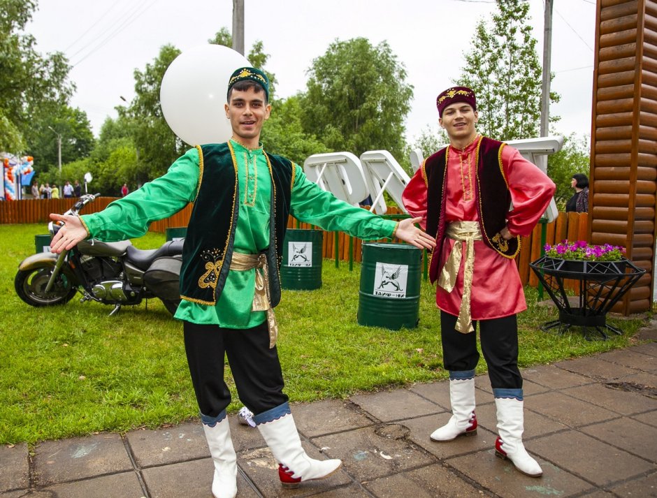 Татарский костюм для встречи гостей