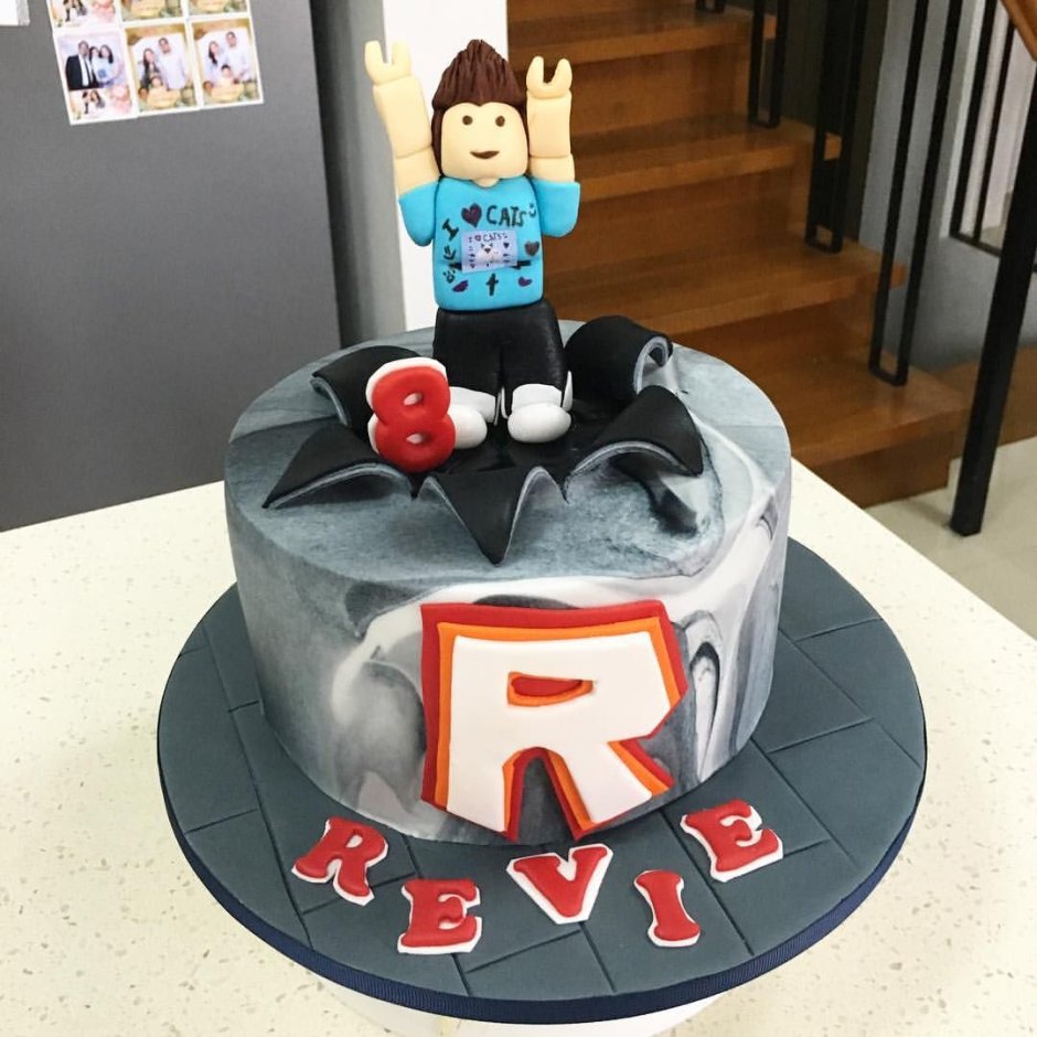 Торт РОБЛОКС для мальчиков на день рождения 9 лет