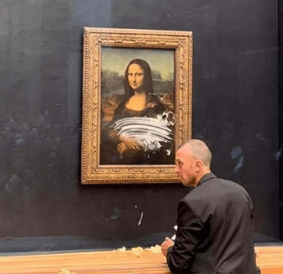 Мона Лиза в Лувре