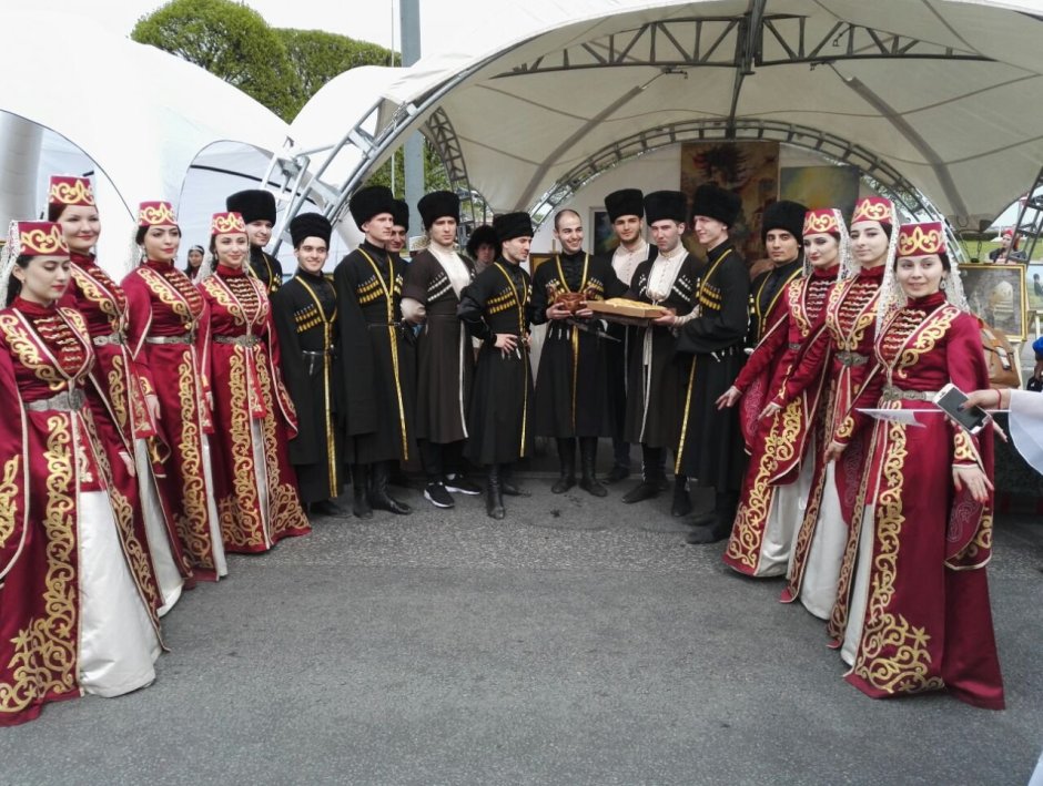 Национальная одежда Северной Осетии