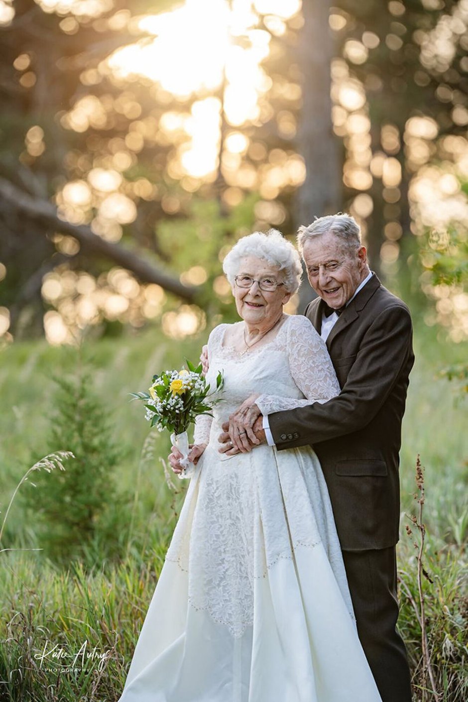 Пожилые жених и невеста