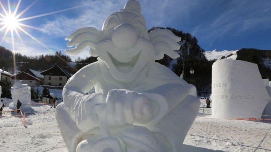 Нуук фестиваль снежной скульптуры