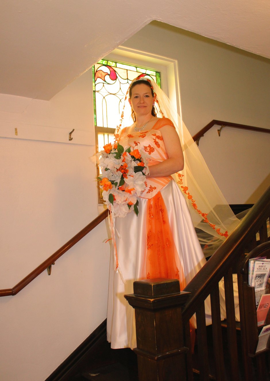 Свадебный наряд оранжевый