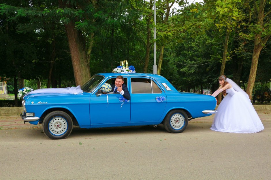 Свадебная машина Волга ГАЗ 24