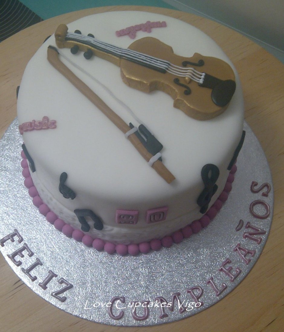 Торт со скрипкой для девочки