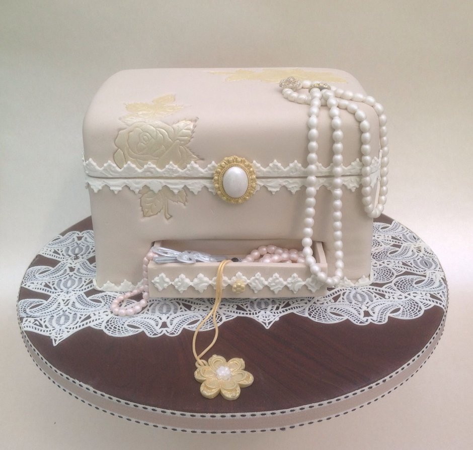 Торт шкатулка с украшениями