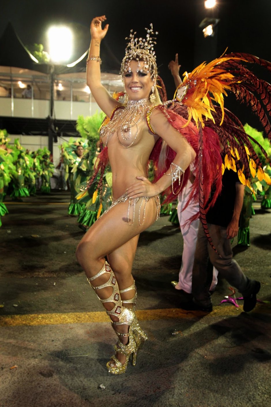 Голые бразильянки Brazilian Carnival 2020