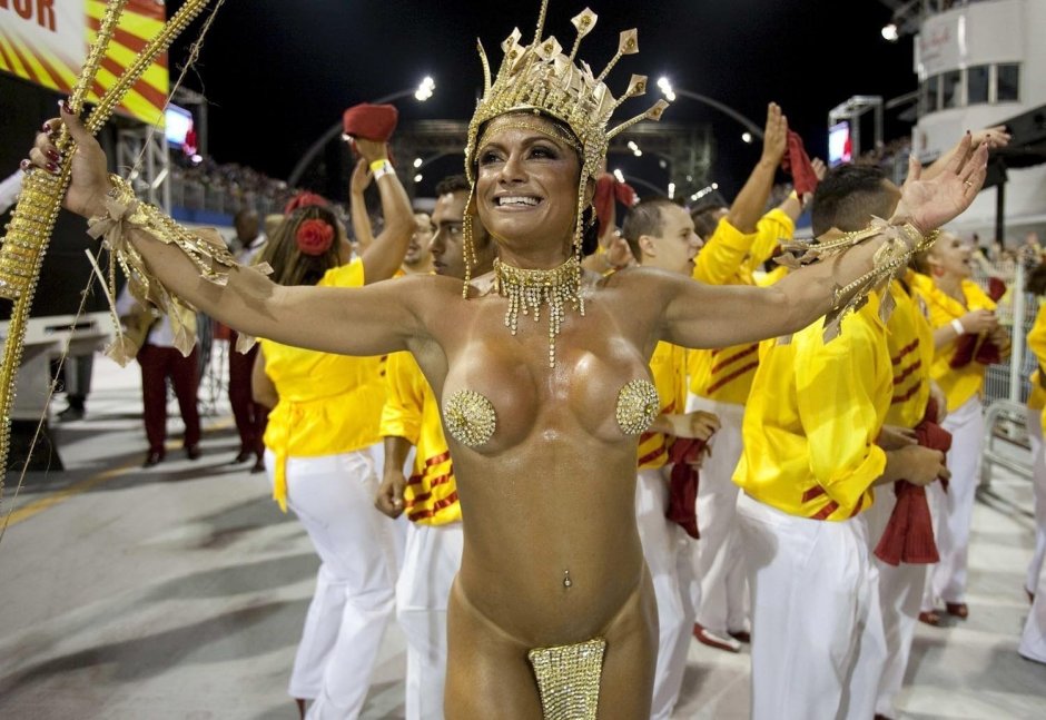 Трансы на бразильском карнавале