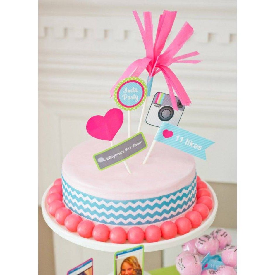 Тортик для девочки блогера