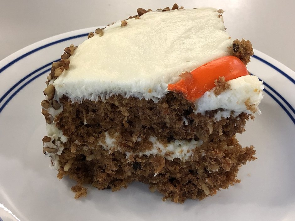 ПП морковный торт с творожным кремом