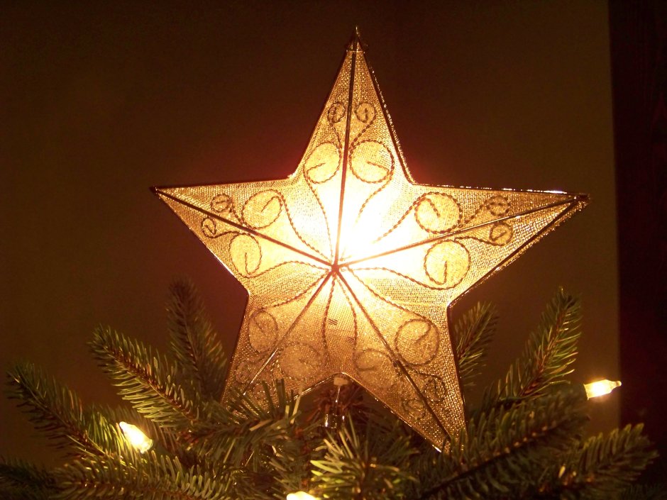 Новогоднее украшение звезда объемная