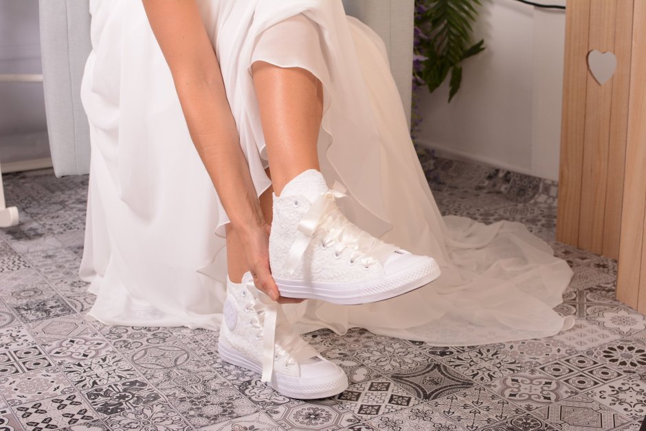 Свадебная обувь для невесты кроссовки