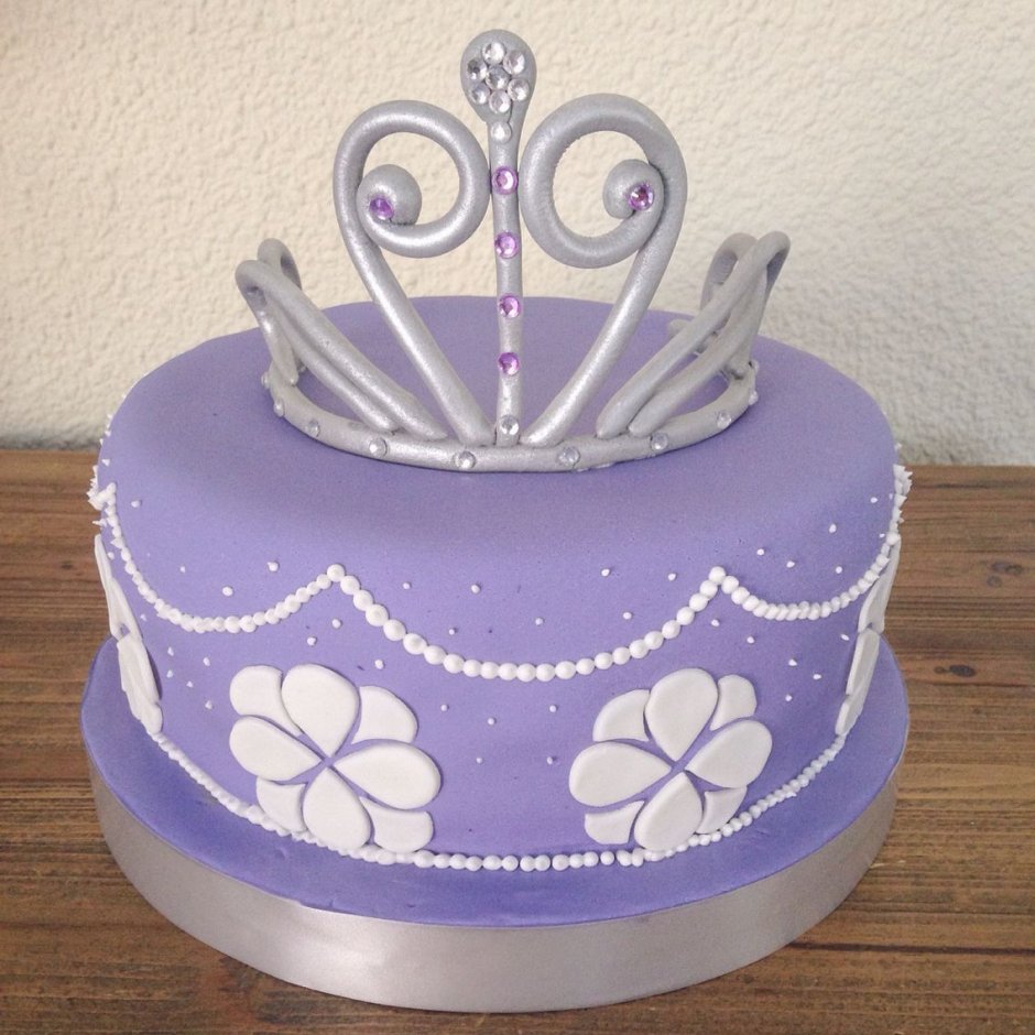 Торт на день рождения в стиле София