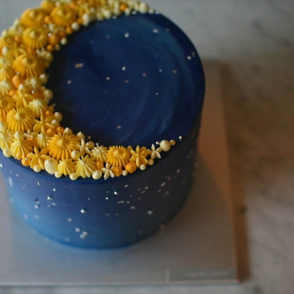 Свадебный торт в сине желтом цвете