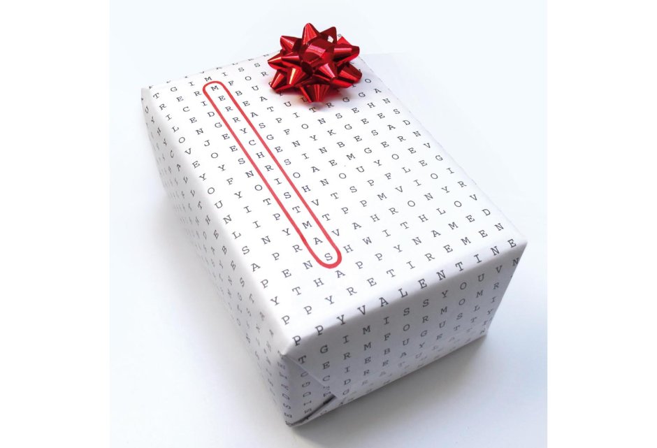Упаковка подарка в белую бумагу