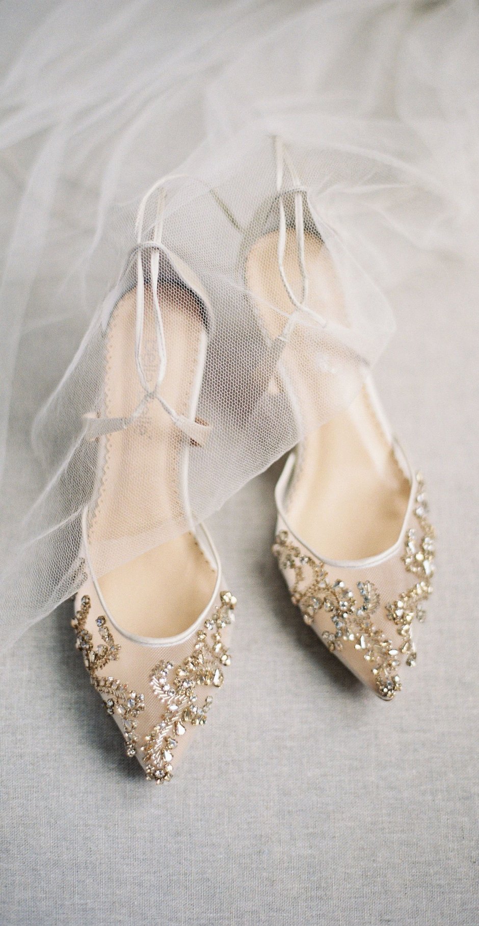 Свадебная классическая обувь для невесты