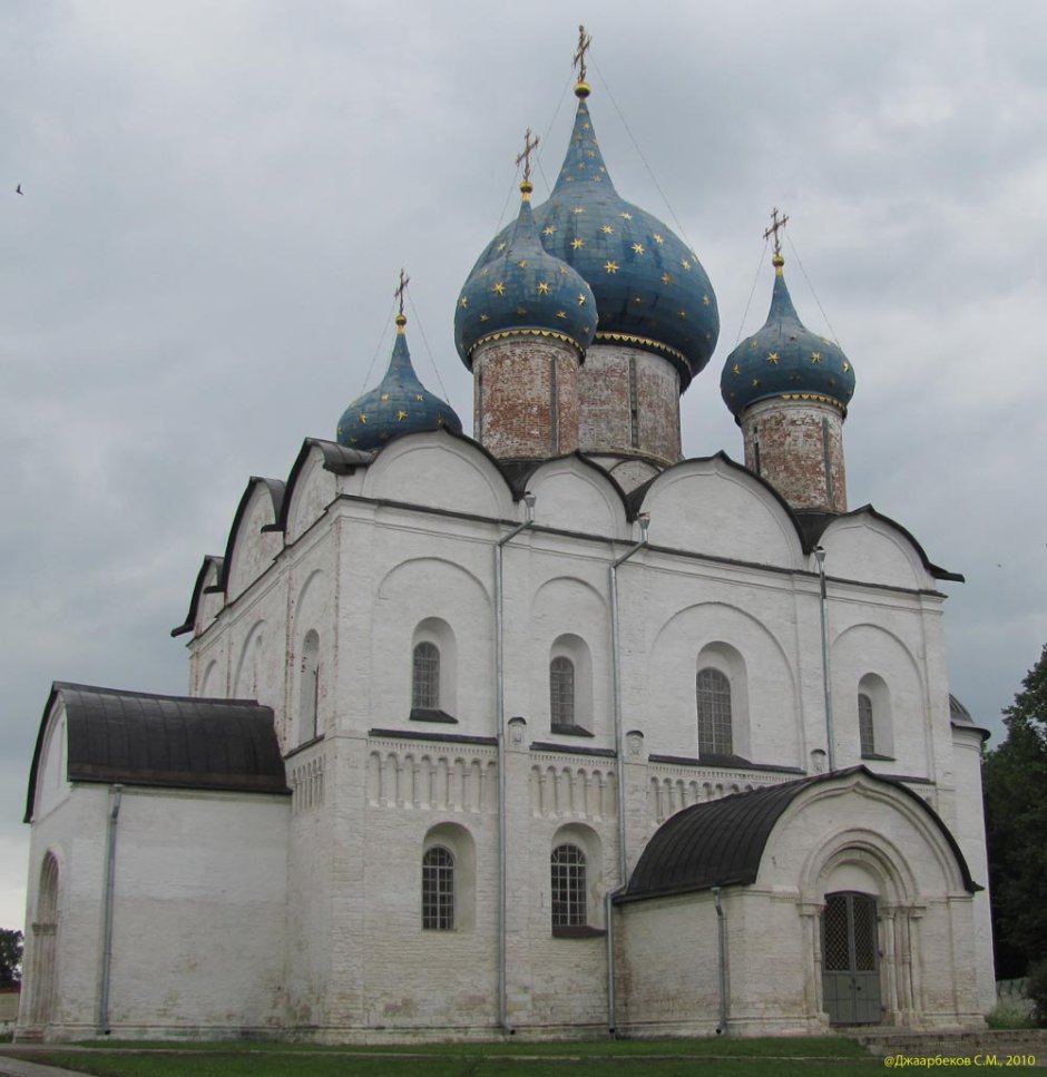 В Москве отреставрируют интерьеры собора в Рождественском монастыре