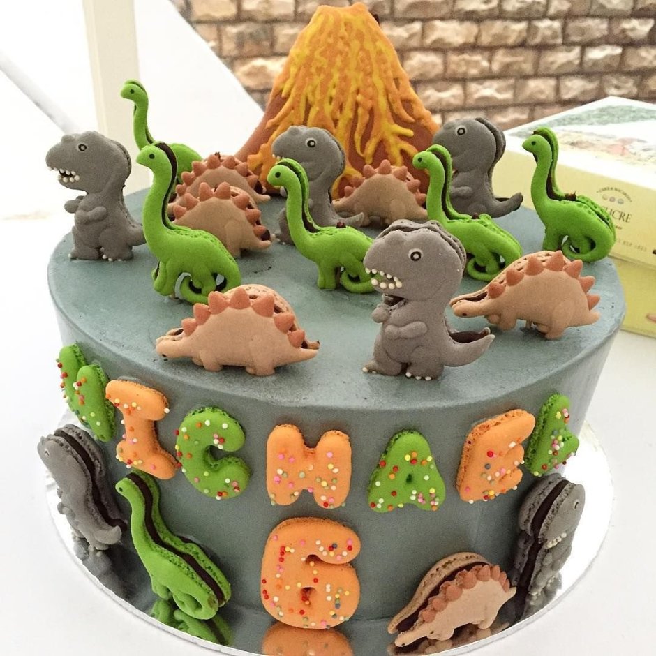 Dinosaur Cake PNG