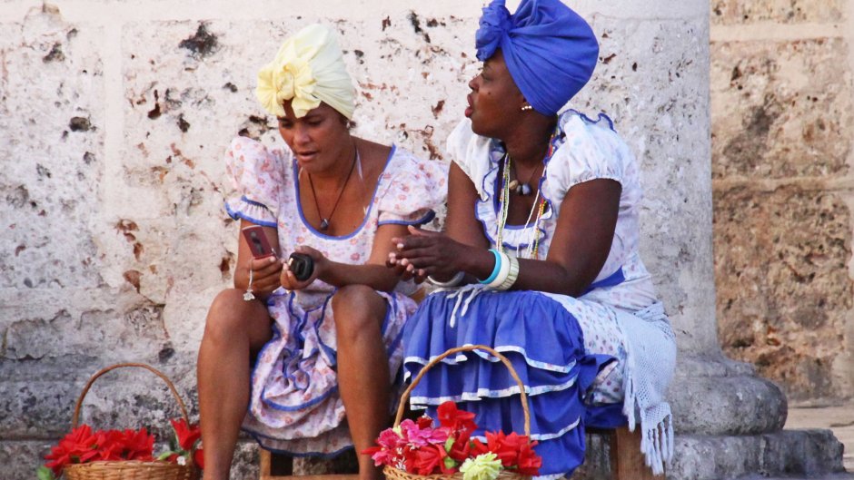 Кубинский стиль в одежде для женщин