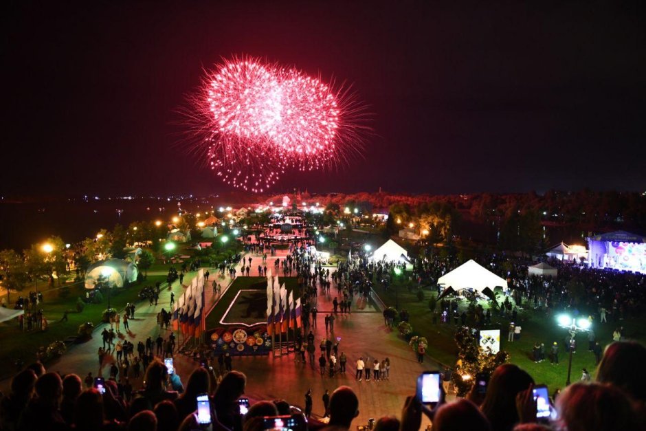 Площадь Ленина Тула новый год