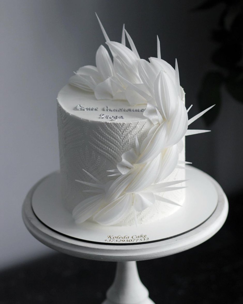 Декор из вафельной бумаги для свадебного торта