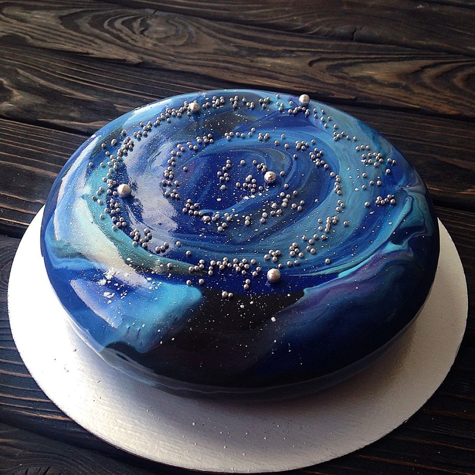Торт с планетами солнечной системы