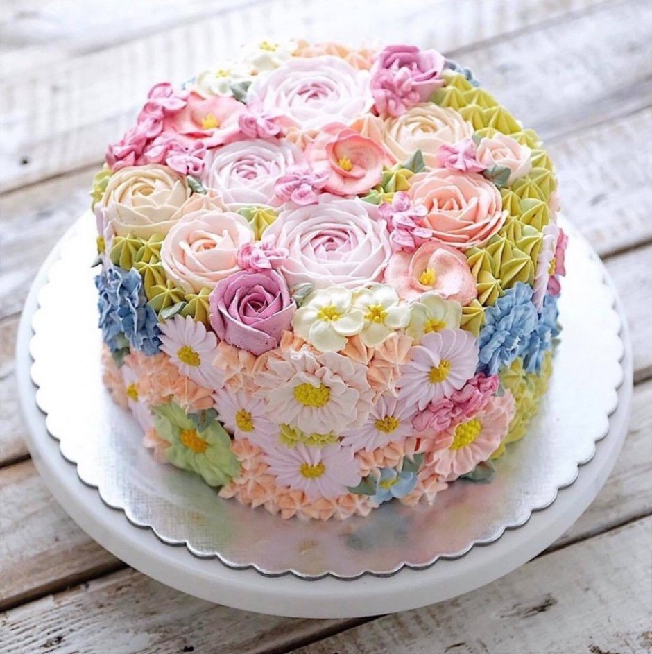 Торт сердце с цветочками