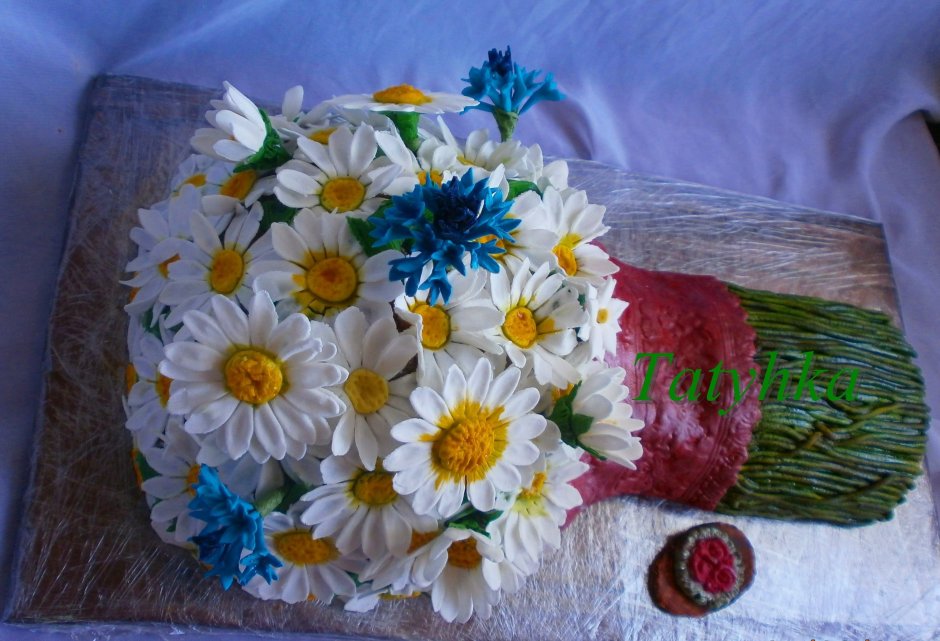 Букет цветов из торта кремовый