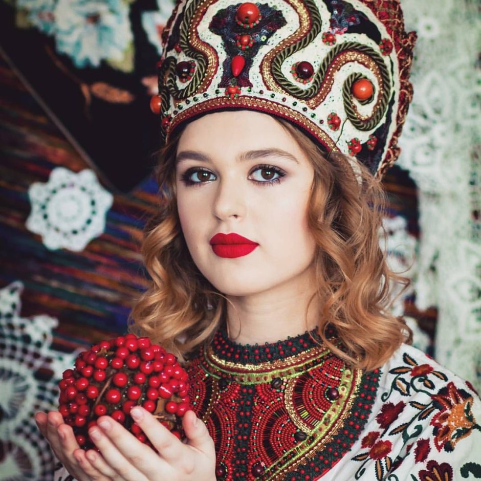 Кокошник - забытая корона русских красавиц