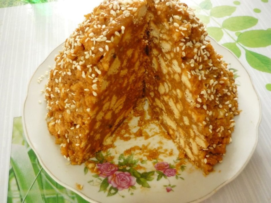 Торт из печенья рыбки с киви без выпечки