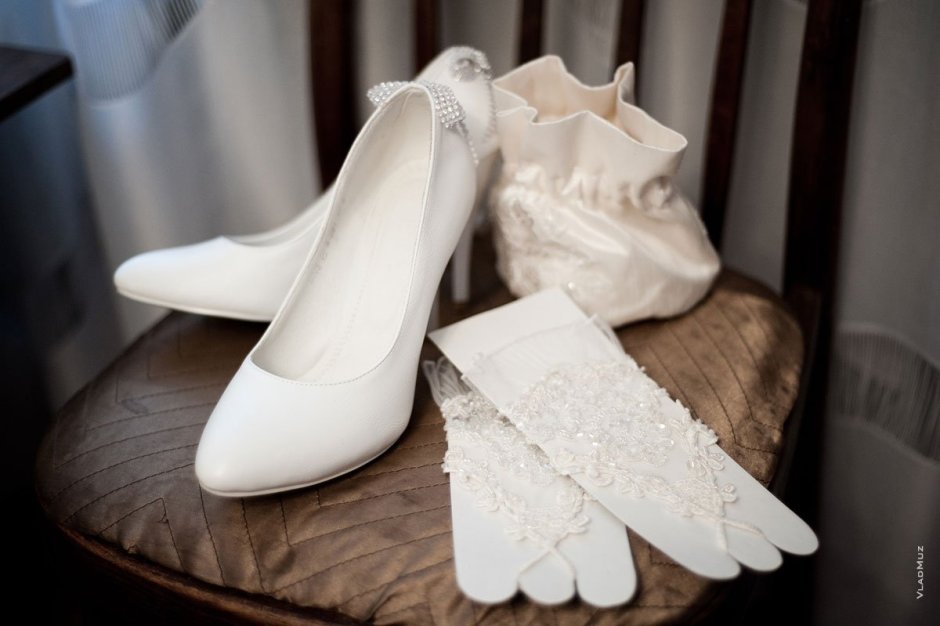 Свадебный обувь невесты на Руси