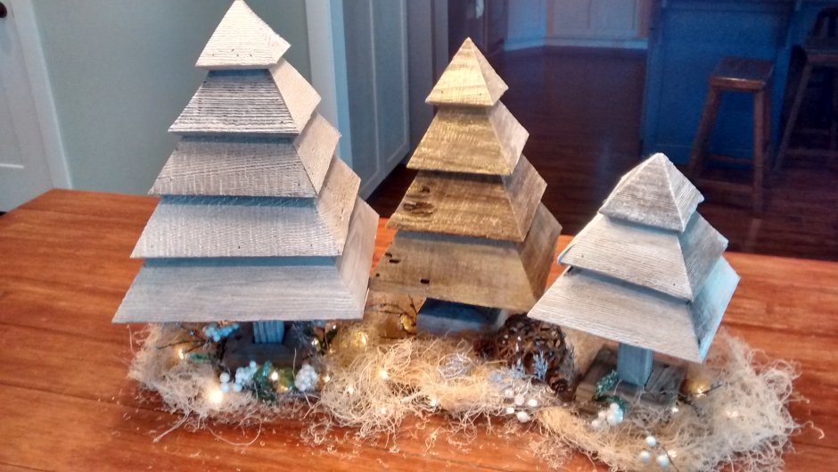 Рождественская пирамида