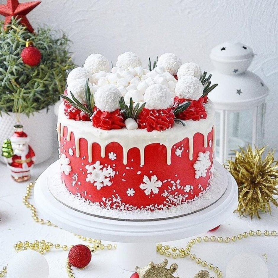 Красный новогодний тортик