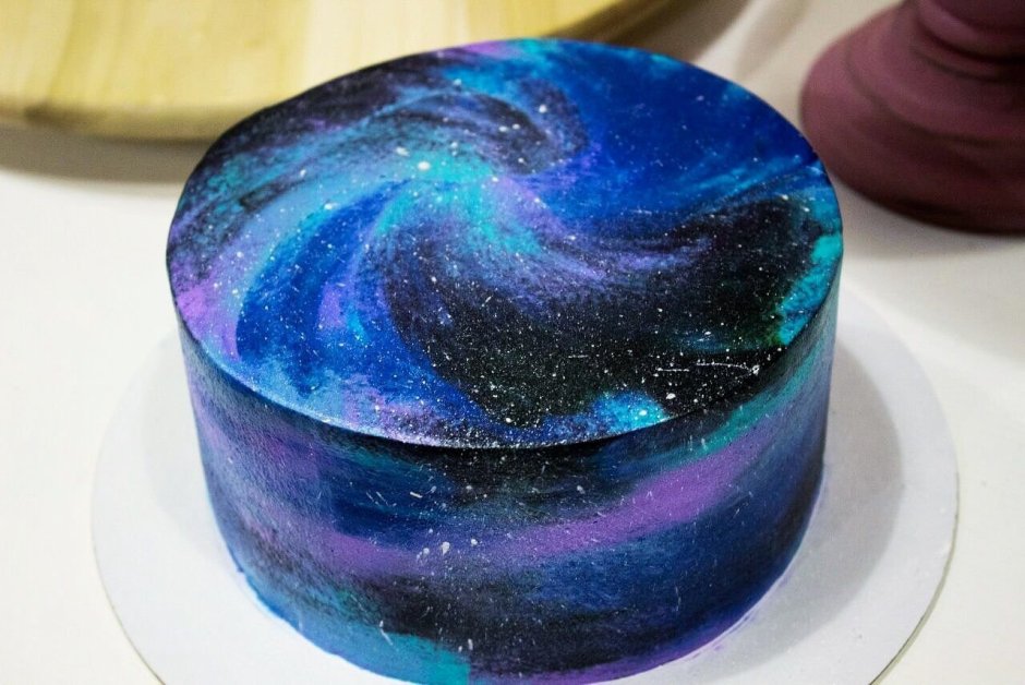 Муссовый космический торт