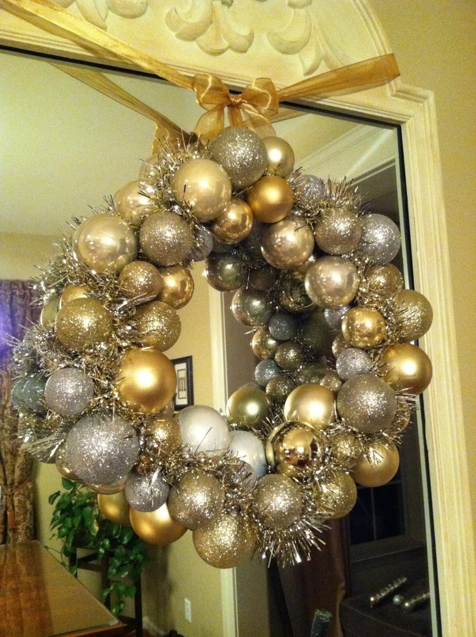 Венок Рождественский из воздушных шаров самые красивые